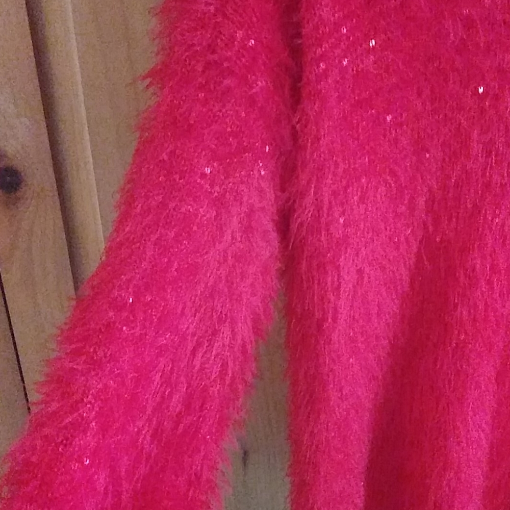 💵SALE 2 FOR $20💵🌹Beautiful Red Sweater🌹 - Picture 3 of 5